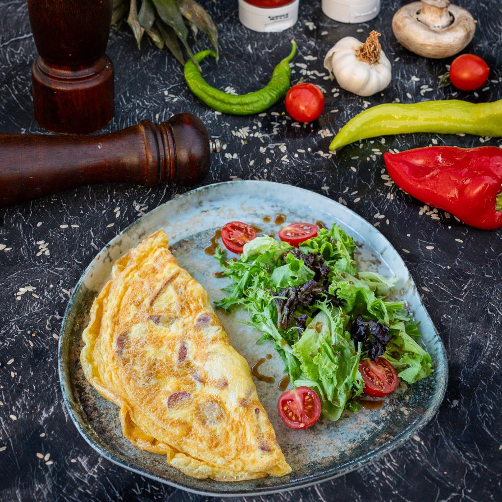 SÜTLÜ TEREYAĞLI OMLET