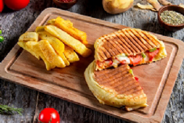 BAZLAMA TOST KARIŞIK